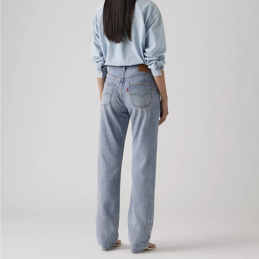 Levi's 501 ‘90s Lightweight Women’s Jeans, 27x32 - Picture 2 of 12